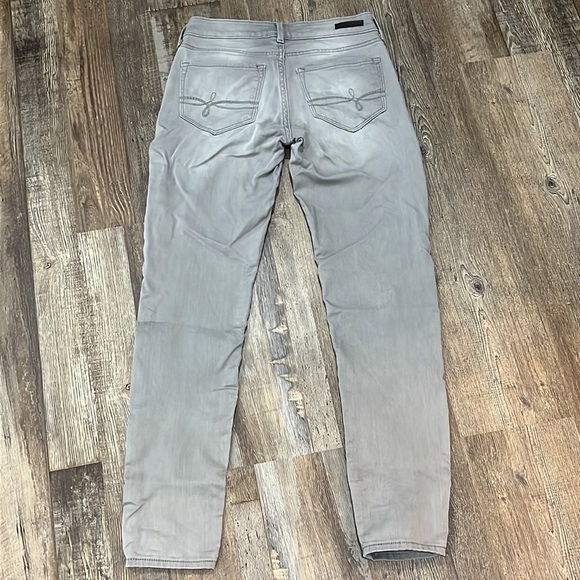 Denizen from Levi’s Low Rise Gray Jeggings Skinnies Faded Sz 7 W28 Indie Sleaze - Picture 4 of 12